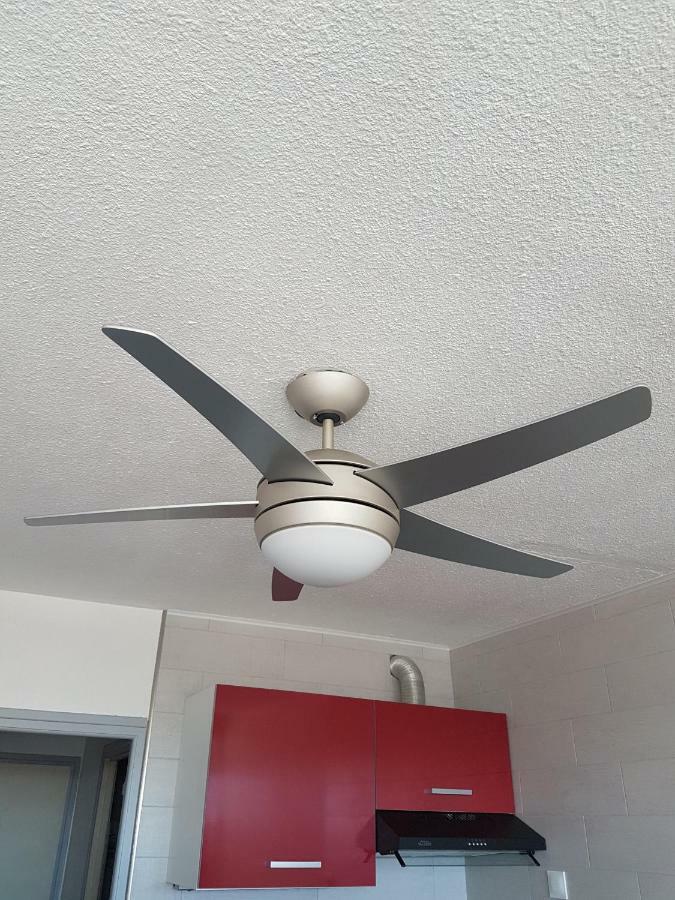 Heliopolis F39 Apartment Agde Bagian luar foto